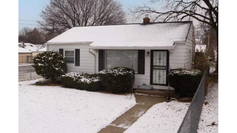 4374 N 63rd St Milwaukee, WI 53216 by Mahler Sotheby's International Realty $119,900