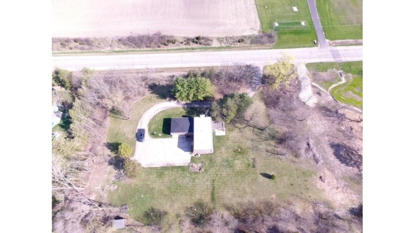 23403 60th St Paddock Lake, WI 53168 by RE/MAX Newport - office@newportelite.com $324,900