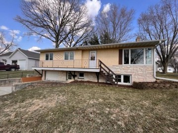 417 Hokah St S -, Caledonia, MN 55921