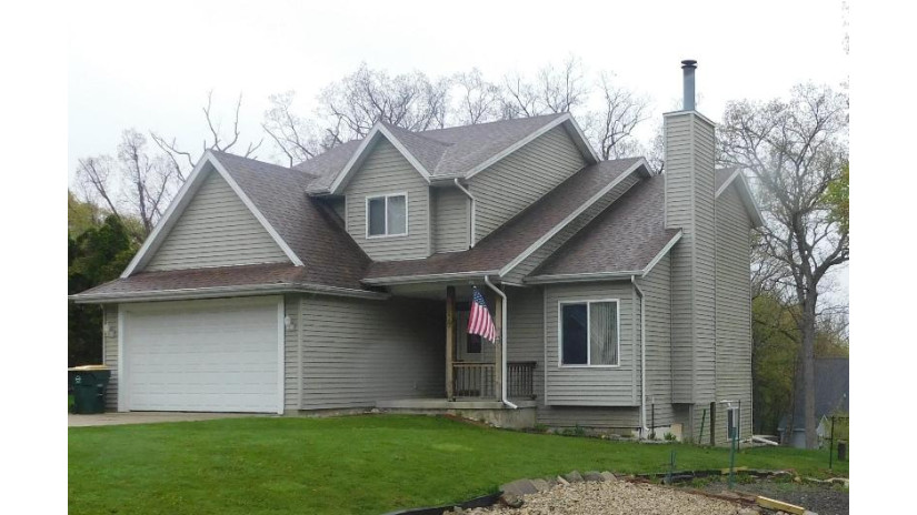 1461 Oak St Twin Lakes, WI 53181 by Keller Williams North Shore West $375,000