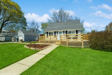 112 E Page St, Elkhorn, WI 53121