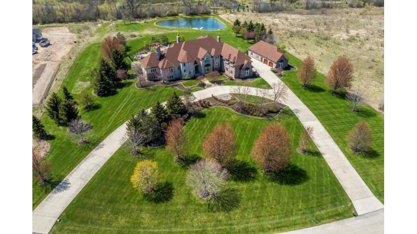 12907 N Highgate Ct Mequon, WI 53097 by Response Realtors - 2626462320 $3,199,000