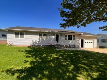 510 2nd St N, Caledonia, MN 55921