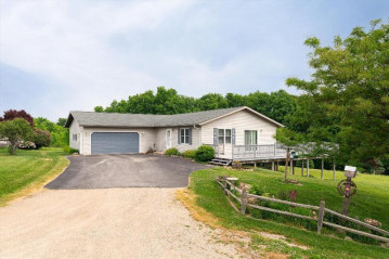 S4652 Woodland Ln, Webster, WI 54664