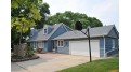 9428 W Manitoba St West Allis, WI 53227 by Shorewest Realtors $314,900