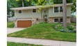 905 Mulberry Dr W West Bend, WI 53090 by First Weber Inc- West Bend $319,000