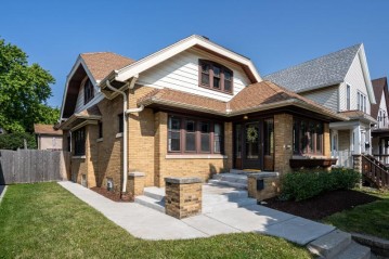 2533 S Howell Ave, Milwaukee, WI 53207