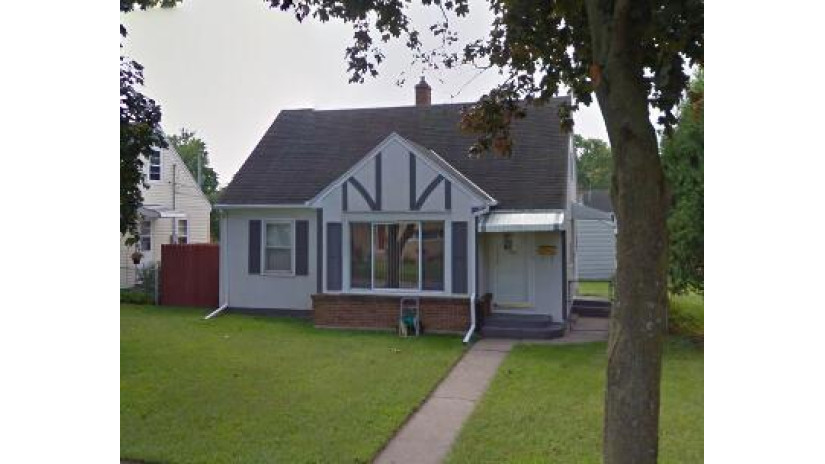 1310 Hyde Ave La Crosse, WI 54601 by Coldwell Banker River Valley, REALTORS $175,000