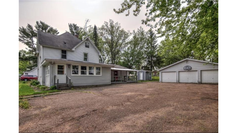 334 East 2nd Avenue Stanley, WI 54768 by Cb Brenizer/Eau Claire $124,900