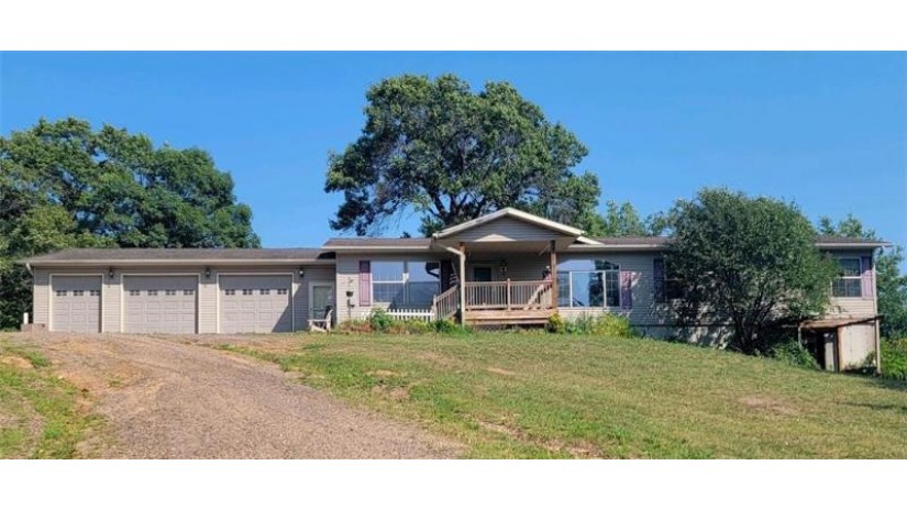 2679 30th Avenue Elk Mound, WI 54739 by Chippewa Valley Real Estate, Llc $299,000