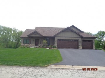 7573 Deer Crossing, Roscoe, IL 61073