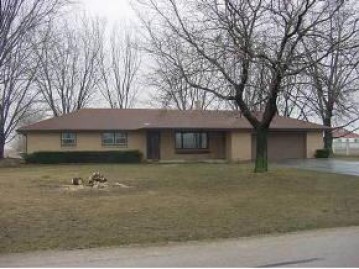 W2205 Center Valley Rd, Freedom, WI 54130