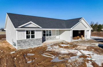 491 Highland Meadow Trail, Chase, WI 54162