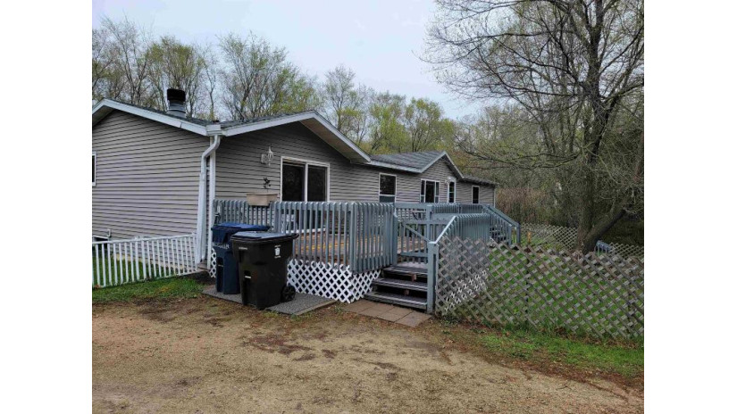 625 N Semrow Road Coloma, WI 54930 by First Weber, Inc. $229,900