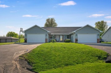 W7067 Buttercup Court, Greenville, WI 54942-9049