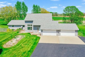 3769 Farmstead Road, Bellevue, WI 54311-8147