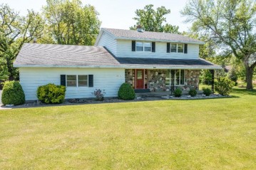 5895 Helm Road, Winneconne, WI 54986