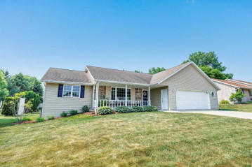 3119 Jaguar Lane, Howard, WI 54313