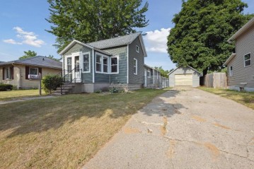 329 S Peck Avenue, Peshtigo, WI 54157