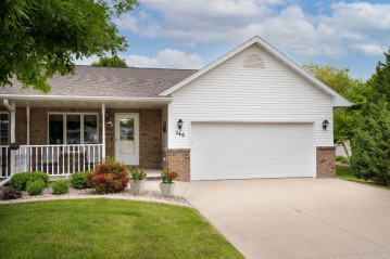 346 Parkside Court, Kimberly, WI 54136