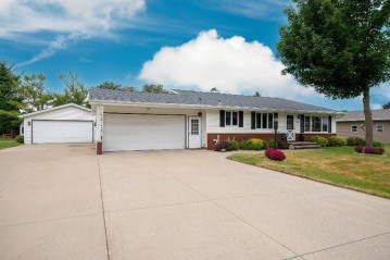 3535 N Spruce Street, Grand Chute, WI 54914