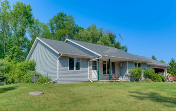 5387 Glynn Road, Oconto, WI 54153