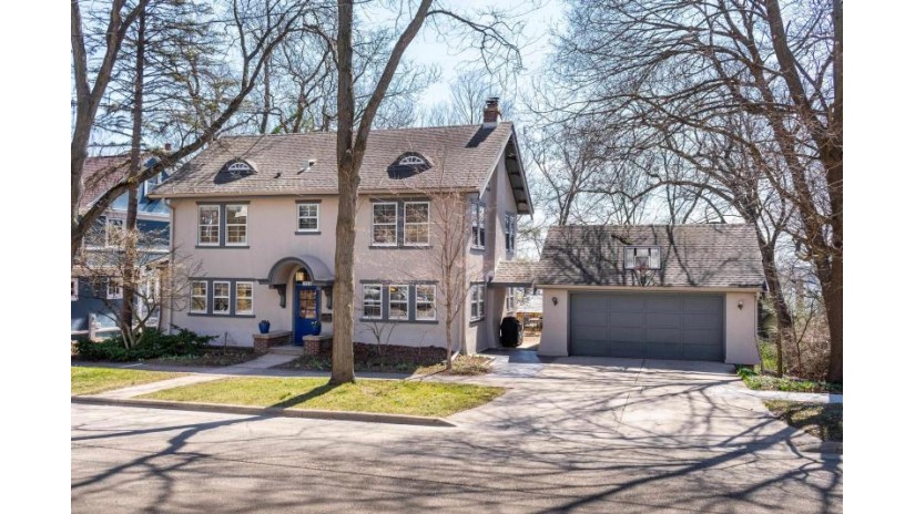 2115 Adams Street Madison, WI 53711 by Sprinkman Real Estate $1,275,000