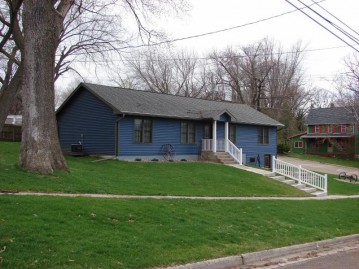 905 Center Street, Mineral Point, WI 53565
