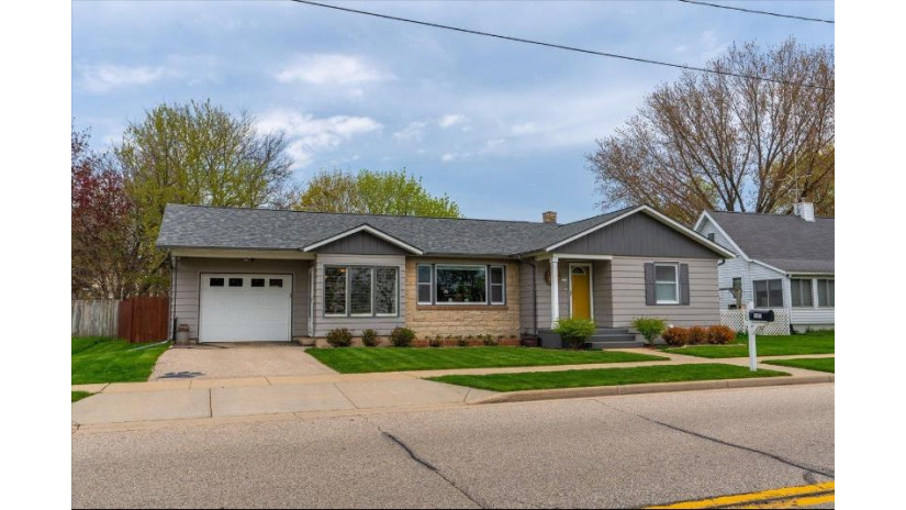 121 E School Street Belleville, WI 53508 by Re/Max Preferred - aschmit@pureintegrityhomes.com $335,000