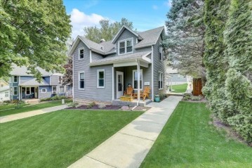 203 N Washington Street, Mount Horeb, WI 53572