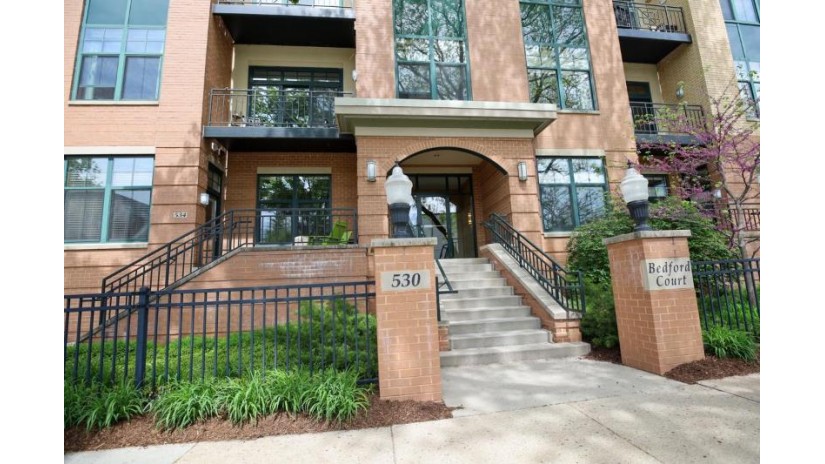 530 W Doty Street 305 Madison, WI 53703 by The Mcgrady Group, Llc $475,000