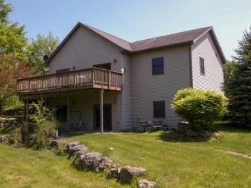 8226 Valley View Road, Woodman, WI 53816