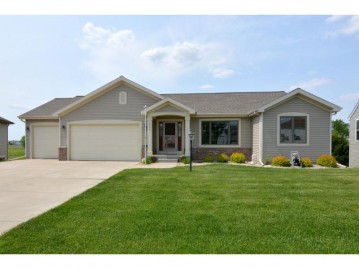 2396 Michigan Avenue, Sun Prairie, WI 53590