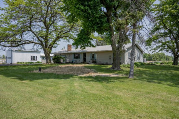 N3698 County Road K, Lemonweir, WI 53948