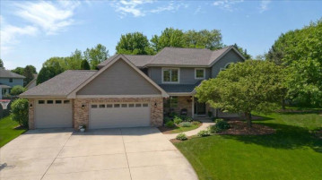 1827 Harwood Court, Sun Prairie, WI 53590