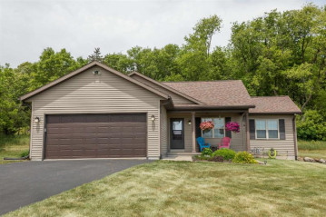 W6606 Edgewood Court, Westfield, WI 53964