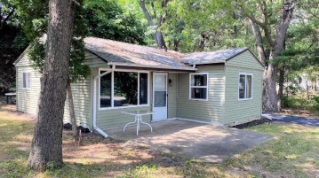 767 E Hiawatha Drive, Lake Delton, WI 53965