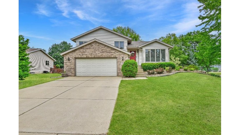 7202 Blue Maple Trail Madison, WI 53719 by Stark Company, Realtors - Pref: 608-839-7137 $489,900