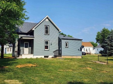 321 W Roosevelt Street, Cuba City, WI 53807