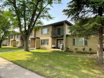 1802-1906 Lake Point Drive, Madison, WI 53703