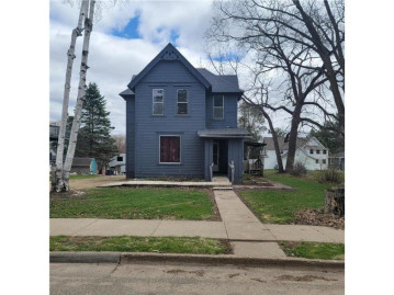 220 South Chestnut Street, Ellsworth, WI 54011