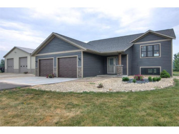 E8687 595th Avenue, Elk Mound, WI 54739