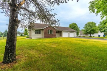 1949 Woodcrest Circle, Kronenwetter, WI 54455