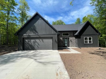 8343 Maple Valley Dr, Fish Creek, WI 54212