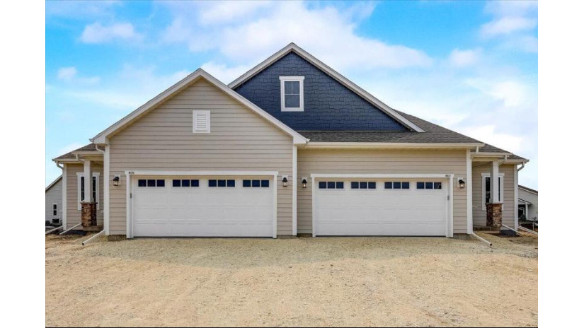 807 Bridlewood Dr BLDG 11 Hartford, WI 53027 by Halen Homes, LLC $369,900