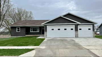 2310 John Leis St, Bangor, WI 54614