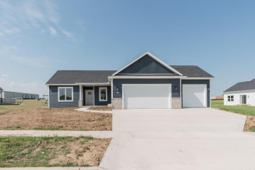 324 Knights Ct, Campbellsport, WI 53010