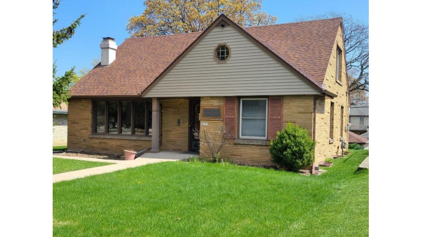 4717 W Forest Home Ave Greenfield, WI 53219 by Realty Executives Integrity~Brookfield $244,000