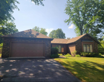 751 Timber Ridge Ct 5, Fontana, WI 53125