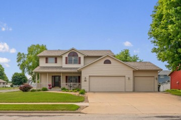 1000 Saddlewood St, Holmen, WI 54636